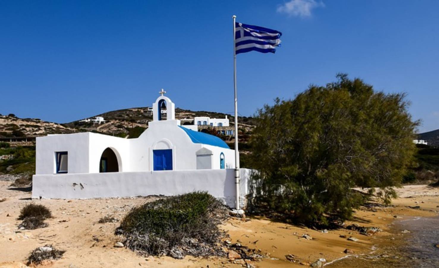 Car Rental in Paros Without a Credit Card. The Ultimate Guide